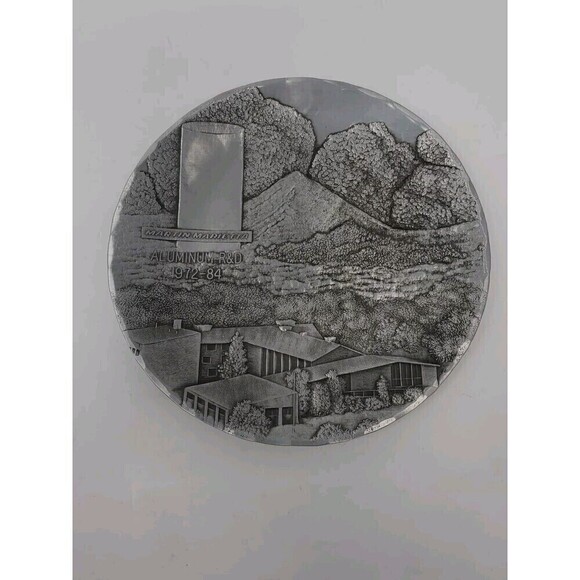 VINTAGE HANDMADE WENDELL AUGUST FORGE MARTIN MARIETTA COLLECTOR'S PLATE ALUMINUM - Picture 1 of 9